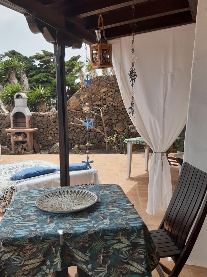 Bed and Breakfast Tipica Lanzarote House Only Adults Tías Exterior foto
